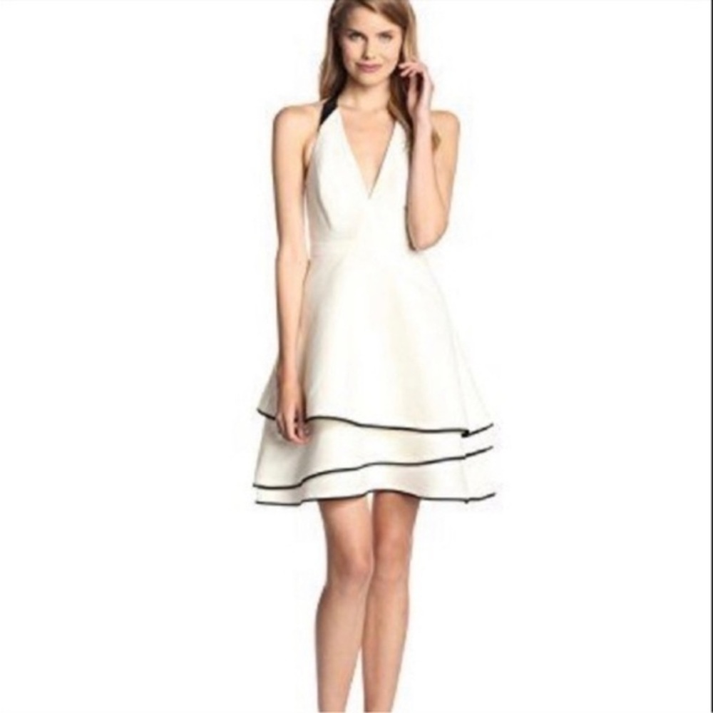 Halston Heritage Structured White Halter Skater Style Dress Size 4